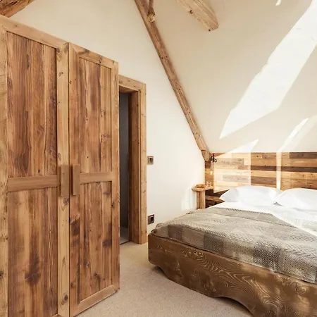 Baran, Z Widokiem Na Giewont Alpehytte *